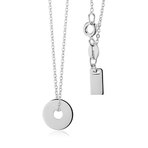 Srebrny naszyjnik pr.925 z zawieszką i blaszką przy zapięciu - kółko