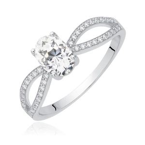 Srebrny pierścionek pr.925 z białą cyrkonią