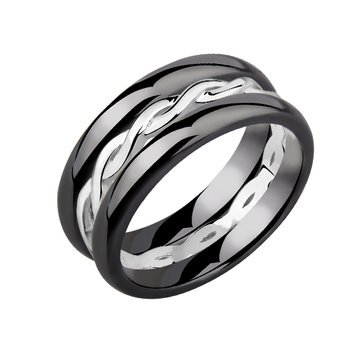Dwa czarne pierścionki ceramiczne i pierścionek srebrny